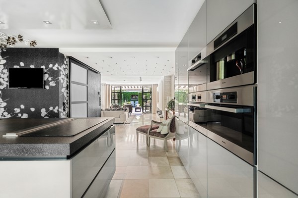 Medium property photo - Alexine Tinnepad 19, 2553 TR Den Haag